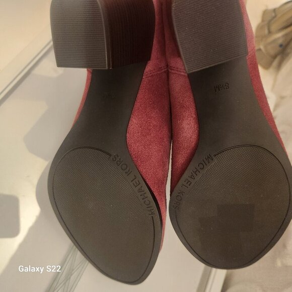 Michael Kors Mulberry "Evaline" Suede Heeled Booties. NIB. Size Various - Picture 10 of 13